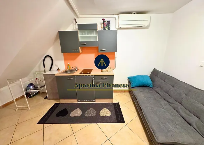 Apartma Piranesa Iii Апартаменты *